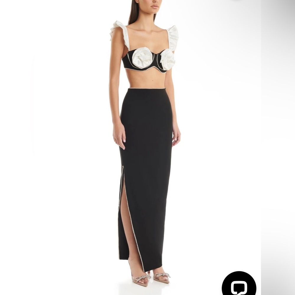 NEW Eliya the Label Black and Ivory Khaia Slit Skirt and Top with Pearls Small